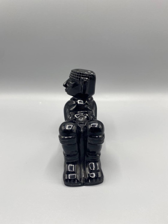 Chac-Mool-Skulptur aus schwarzem Onyx – Mesoamerikanische Figur im aztekischen Stil – Mexiko des 20. (photo 2 of 7)