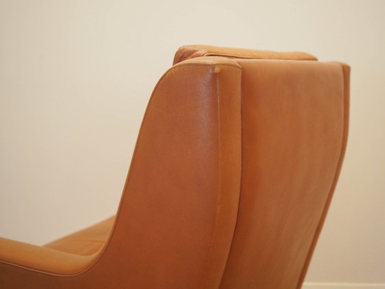Image 1 of Oranje fauteuil, Deens design, jaren 70, gemaakt in Denemarken.