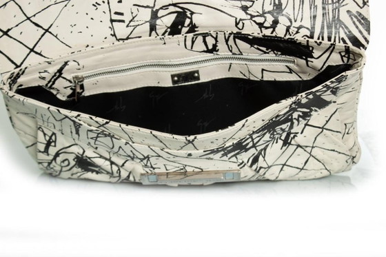 Image 1 of Giuseppe Zanotti, pochette bianca e nera
