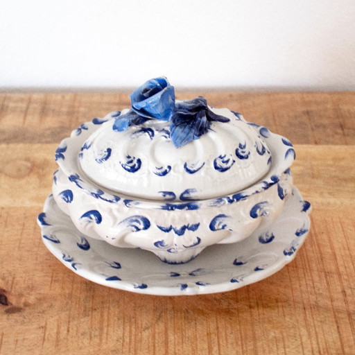 Vintage italienische Keramik-Suppenterrine, signiert Giovannis Filber, Capodimonte-Stil