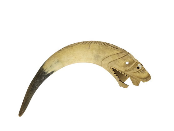 Image 1 of Koehoorn - tafellamp - gestoken - in  de vorm van een vis - 2000