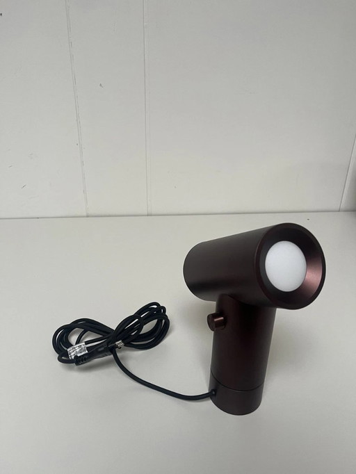 Lampada da tavolo Muuto Beam