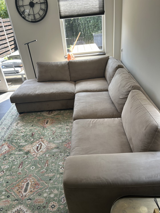 Image 1 of Montel sofa - infinity square