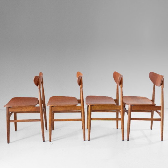 1x Scandinavische houten eetkamerstoelen in de stijl van Hans Wegner, set van vier – Wood, Mid Century Modern (photo 3 of 13)