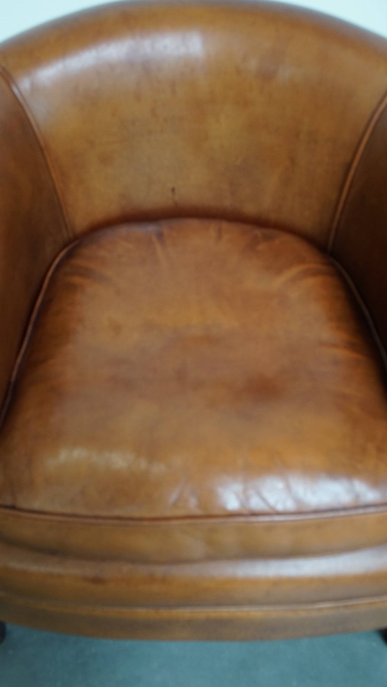 Image 1 of In goede staat verkerende schapenleren clubfauteuil