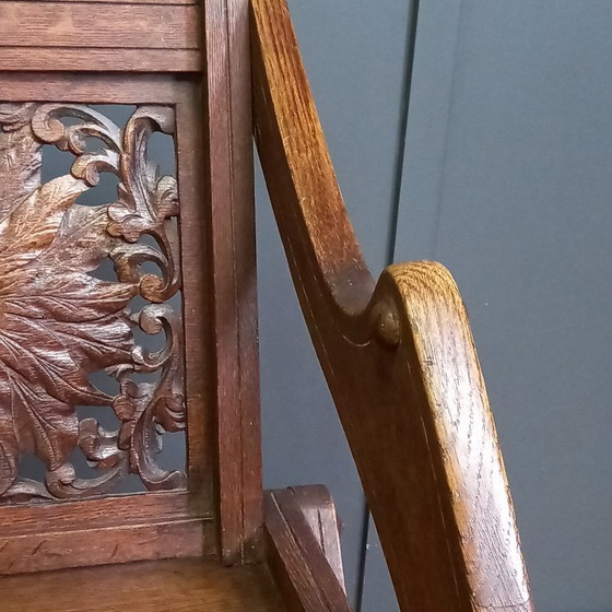 Image 1 of Antieke Glastonbury Priesterstoel