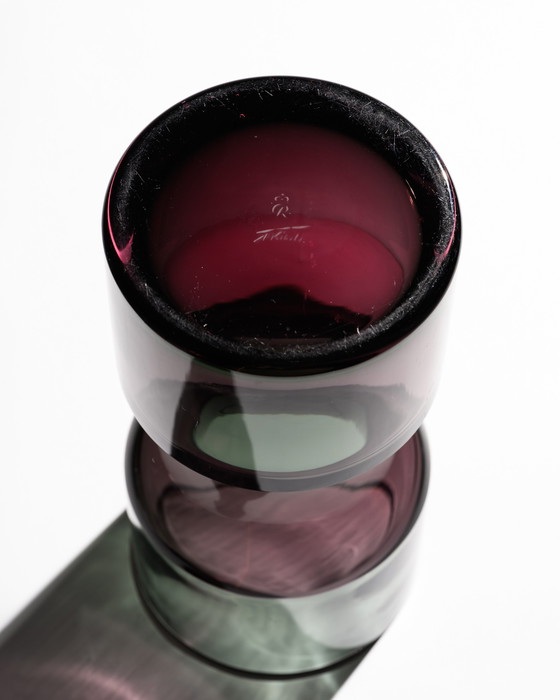 Image 1 of Zeldzame glazen vaas van Tapio Wirkkala Rosenthal met sculpturaal ontwerp, model 2515, gesigneerd.