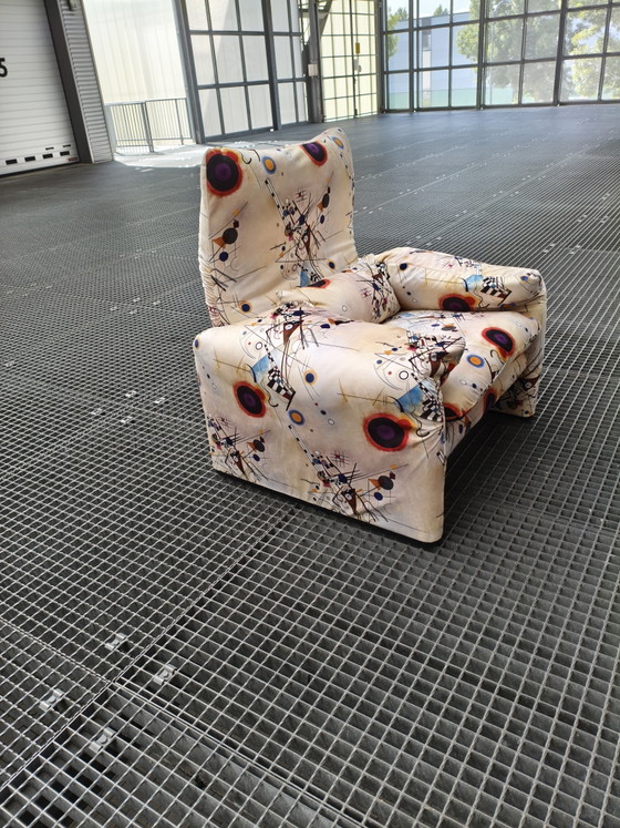 Image 1 of Fauteuil Cassina Maralunga recouvert de tissu Wolff Blitz