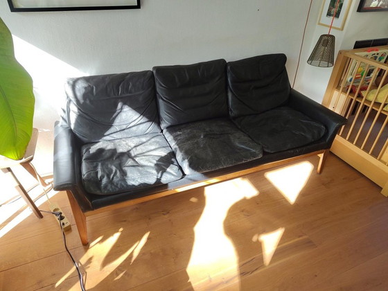 Bovenkamp Set Van Fauteuil En 3-Zits Bank Van Rozenhout En Leer – 3-5 zitsbanken, Leather, Wood (photo 6 of 10)