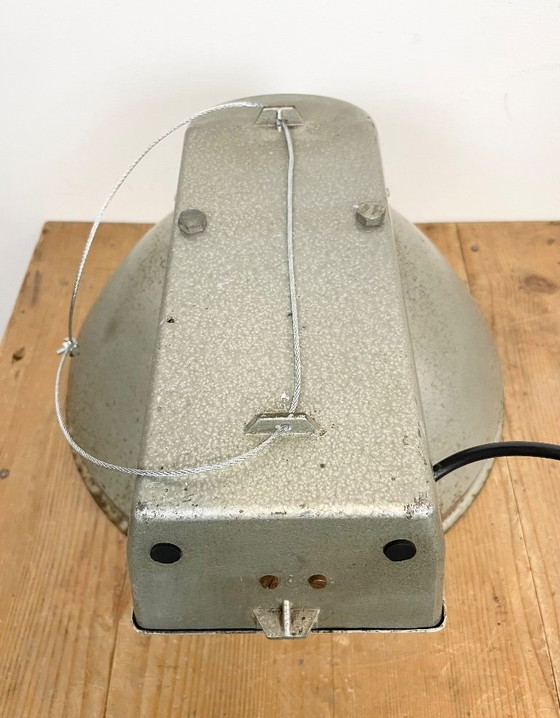 Image 1 of Lampada a sospensione industriale con copertura in vetro smerigliato, anni '70