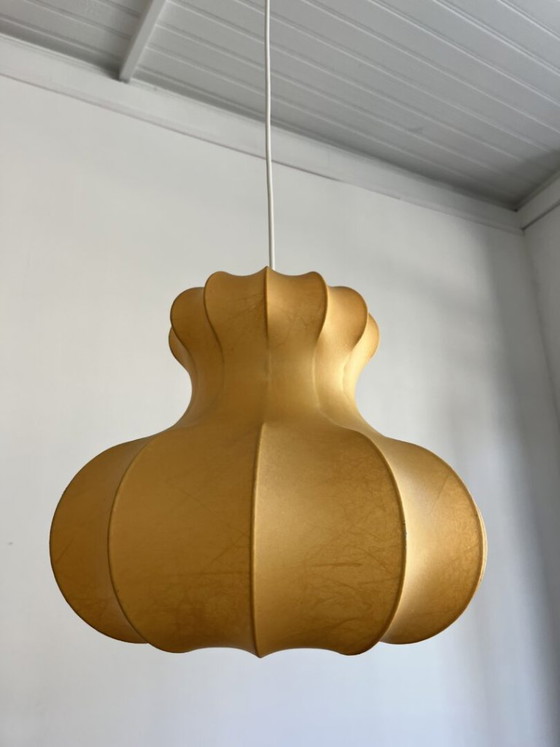 Cocoon Hängelampe – Goldkant Leuchten – Pendelleuchten, Fiberglass (photo 7 of 14)