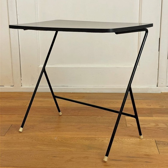 Image 1 of Table d'appoint vintage de Pilastro – Plateau en perstorp, années 1950