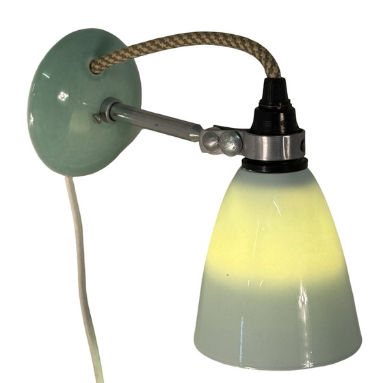 Image 1 of Classiques intemporels britanniques (1990) - Applique murale - Bleu clair/vert - Porcelaine fine