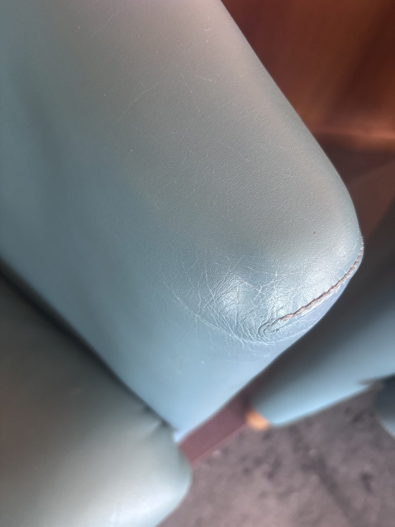 Image 1 of Fauteuils Leolux + pouf « Excalibur »