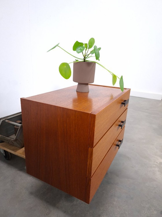 Image 1 of Set teak zwevende nachtkastjes met lades Denemarken