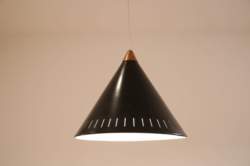 Black Bent Karlby cone lamp for LYFA – hanglampen, Aluminium, Copper, Mid Century Modern (photo 2 of 5)