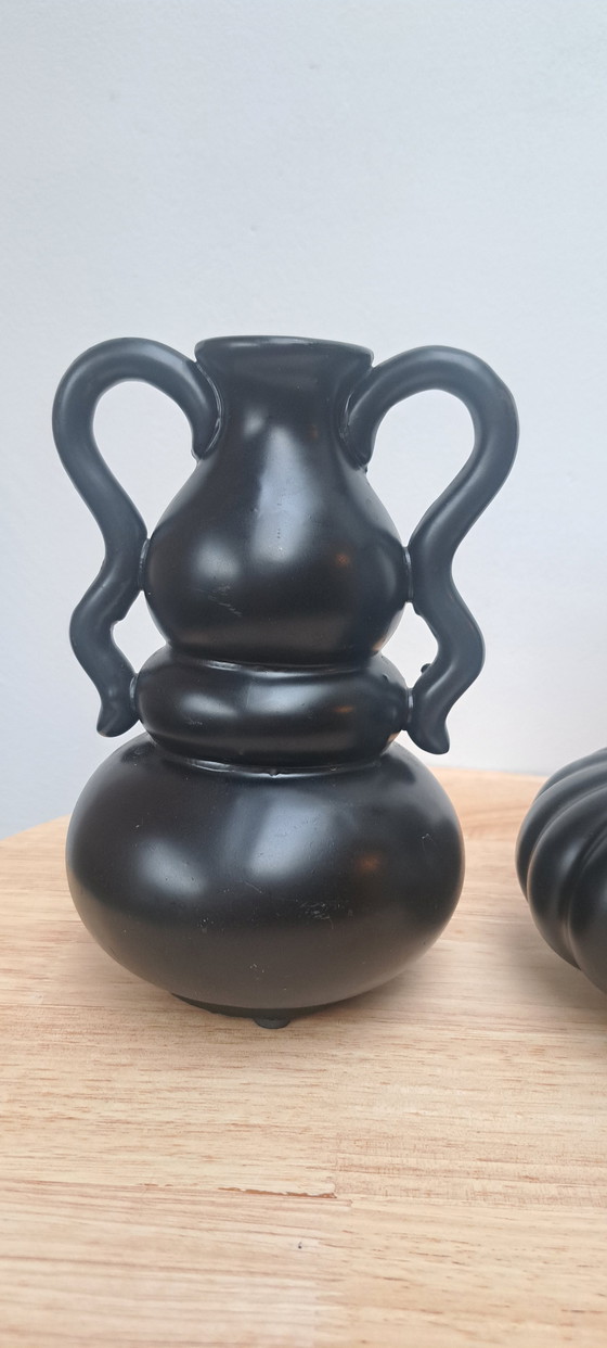 Image 1 of Set of 2 Daan Kromhout ceramic vases – matte black – sculptural design – handmade