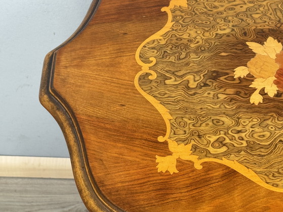 Image 1 of Französischer Beistelltisch aus Holz Weintisch mit Intarsien