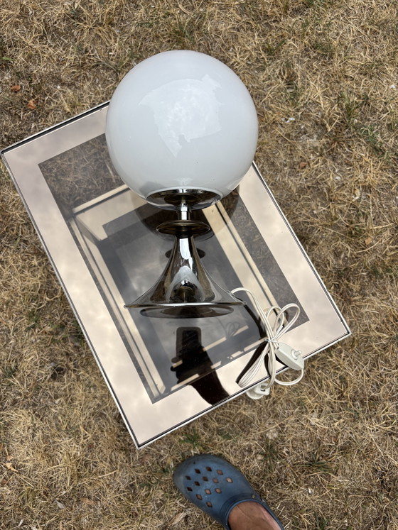 Vintage Space Age Table Lamp – Opaline Glass Globe & Chrome Base – 1970s – Metal (photo 5 of 11)