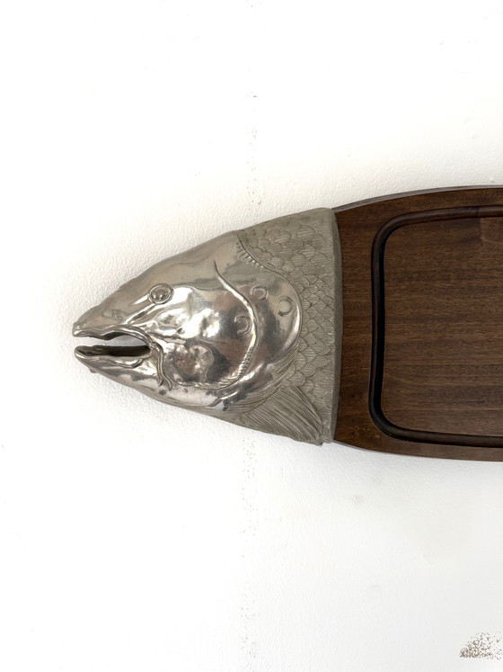 Image 1 of Planche à découper vintage en teck et argent, motif saumon et truite, années 60