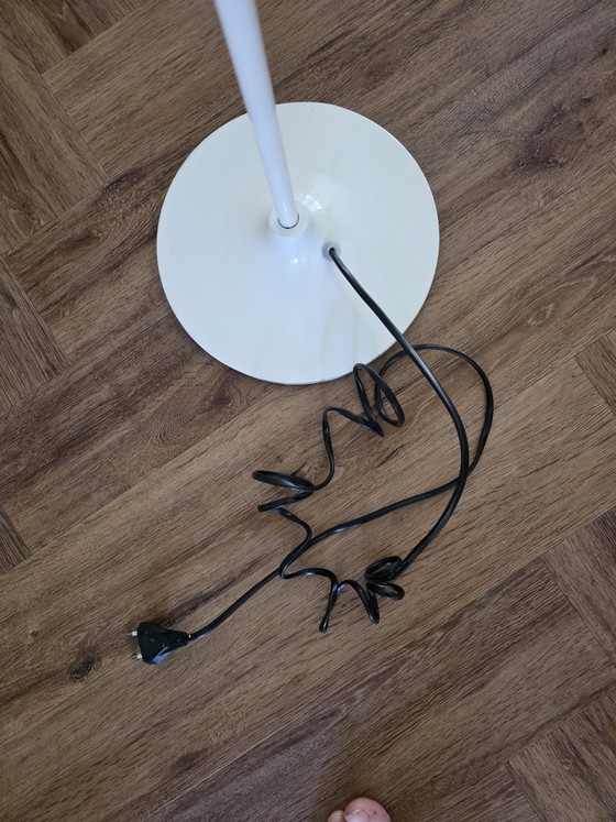 Image 1 of Lampadaire blanc vintage