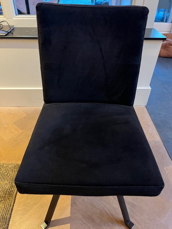Set aus 8 Esszimmerstühlen, schwarzer Samt, Eichholtz, Metall, Grau, Modern (Foto 13 von 14)