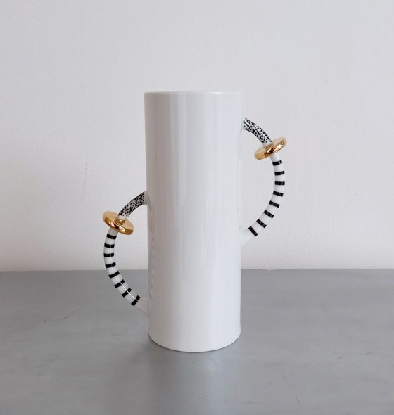 Image 1 of Vase Cattany or et noir au design postmoderne 1980S