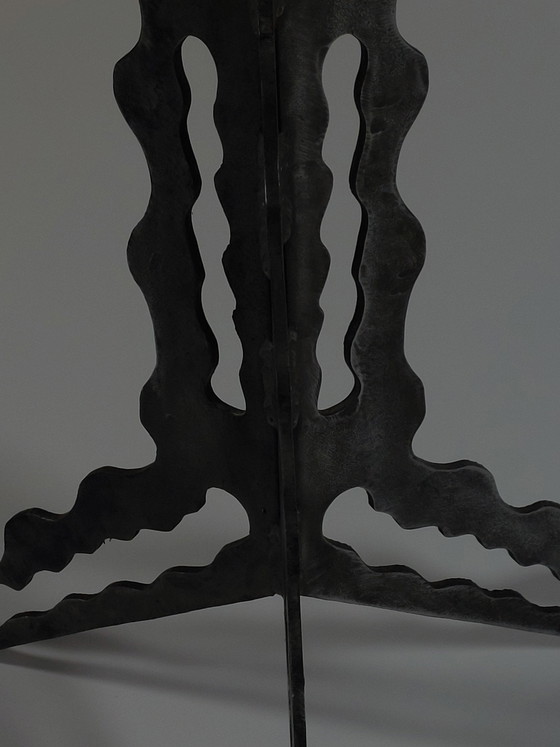 Image 1 of Vintage handgemaakte smeedijzeren bloemenstandaard, metaal, uniek exemplaar