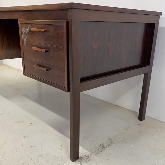 Image 1 of Bureau en bois de rose par Kai Kristiansen pour FM Møbler