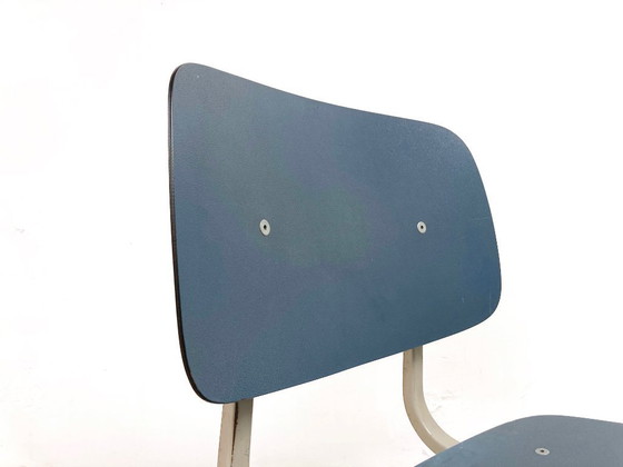 Image 1 of Vintage design Friso Kramer 'Revolt' stoel