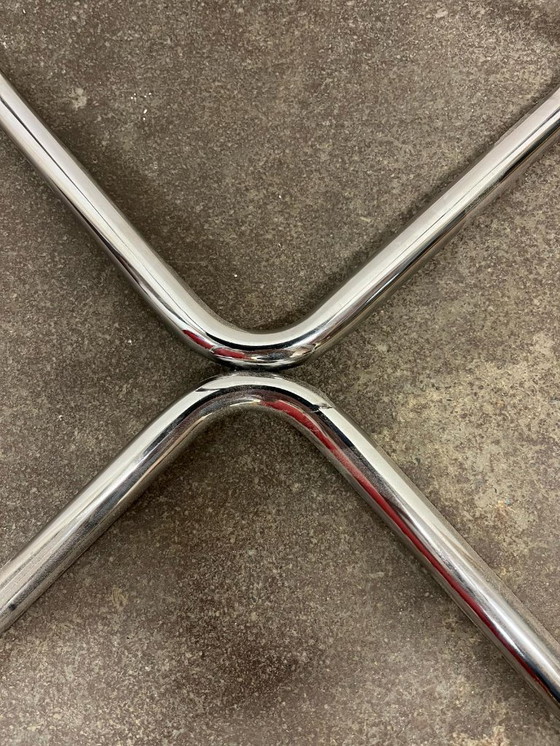 Image 1 of Buisvormige kruk met bakelieten zitting