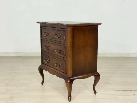 Image 1 of Nachtkastje/commode in Chippendale-stijl uit het midden van de 20e eeuw / Kleine ladekast / Vintage ladekast / Jaren 60