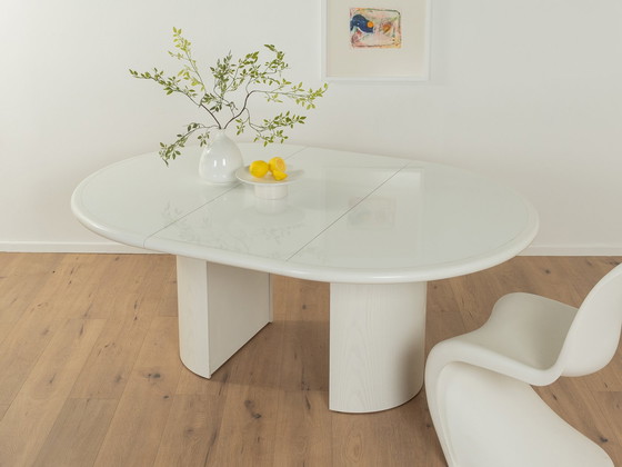 Image 1 of Tavolo da pranzo rotondo estensibile postmoderno