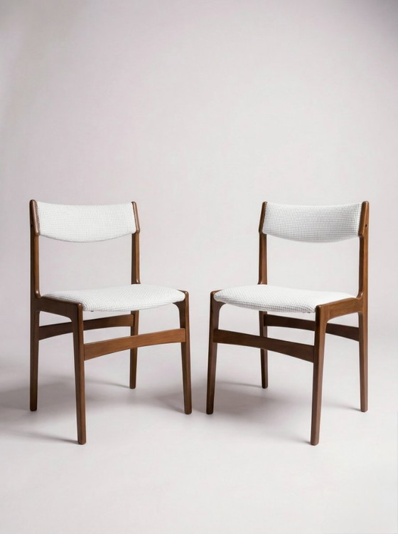 Image 1 of Lot de 4 chaises scandinaves vintage Erik Buch des années 60/70