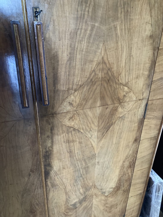 Image 1 of Armario art deco nogal chapa de libro