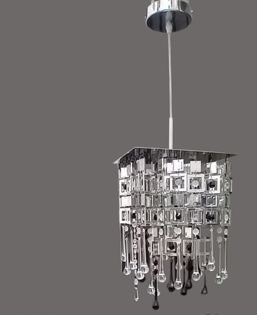 Lampadario moderno.Italia