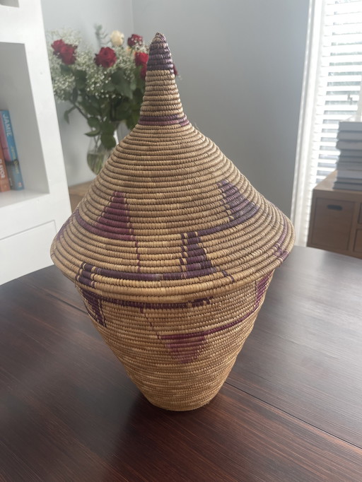 Tutsi strak geweven mand met deksel Rwanda