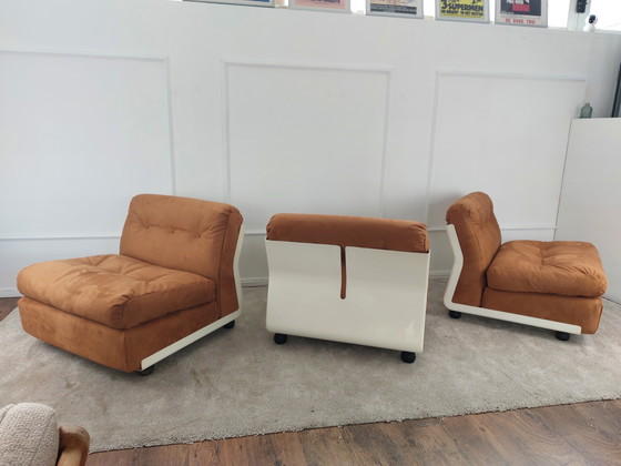 Image 1 of 3 Amanta armchairs by Mario Bellini for C&B Italia (reupholstered)