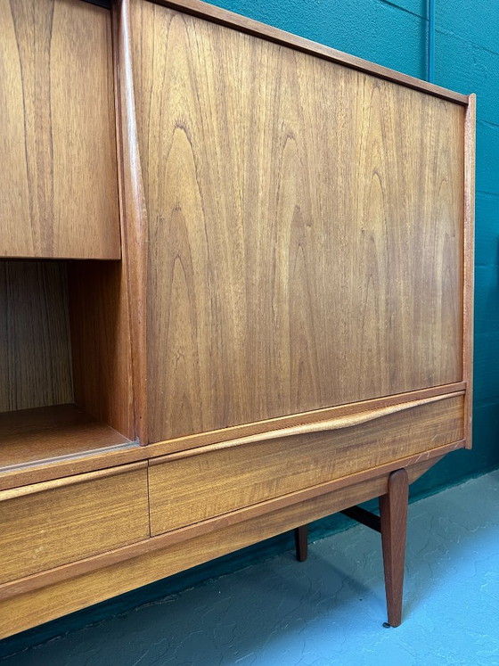 Buffet haut en teck Mid-Century / Buffet bas compact – Vintage années 60 – Wood (photo 10 of 14)