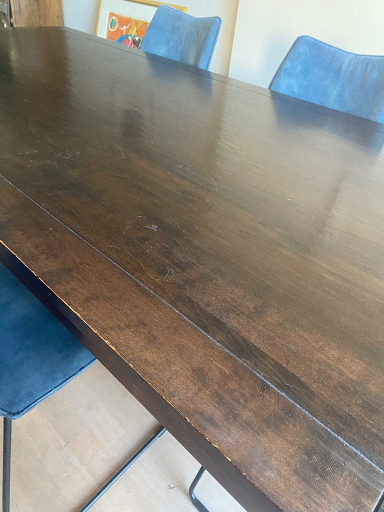 Dark brown oak dining table – Wood (photo 5 of 5)