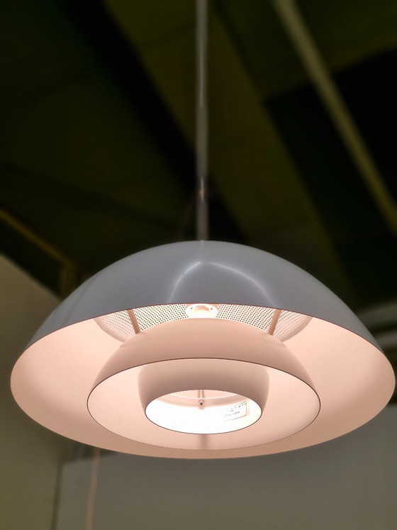 Danish Design Vintage Pendant Lamp "Safari" White – Christian Hvidt, Metal (photo 3 of 6)