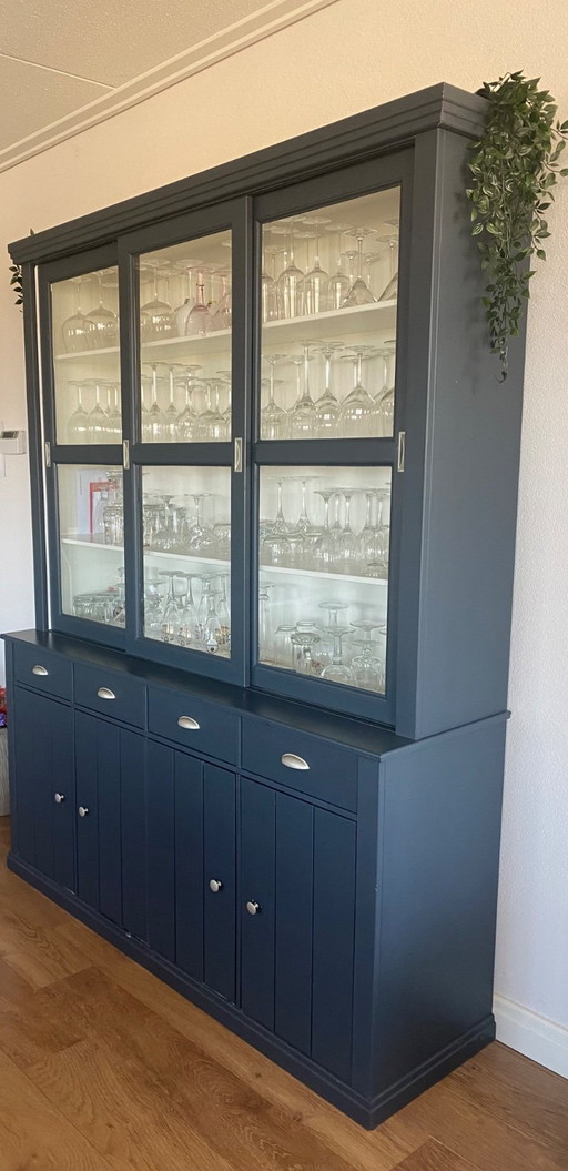 Display case