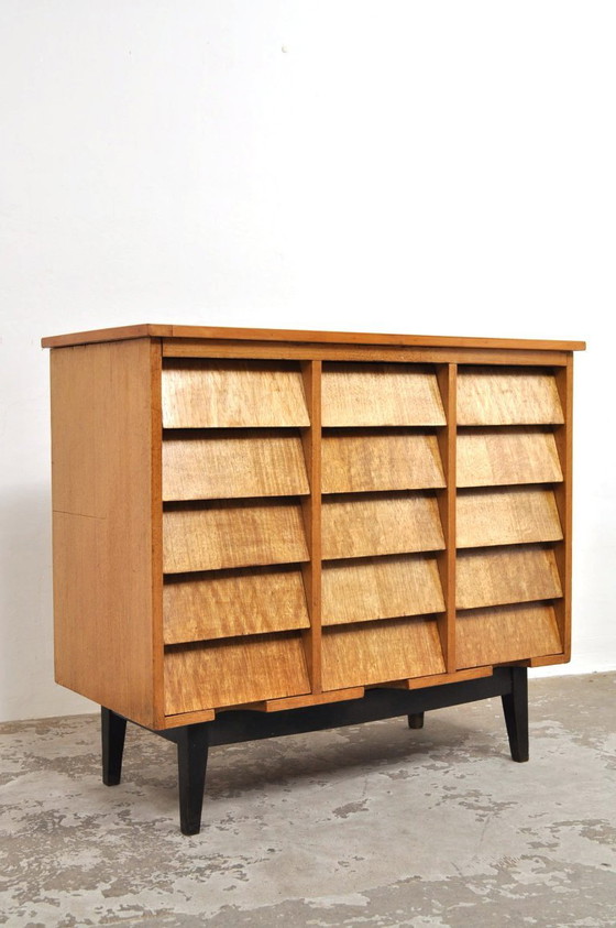 Cassettiera vintage degli anni '40 – Cassettiere, Wood (photo 8 of 12)