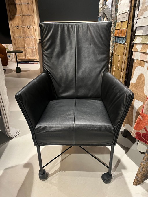 1x Montis stoel met wielen