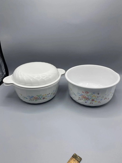 Arcopal Frankreich – Set aus 2 Vintage-Auflaufformen „Wildblumen“ mit Deckel – servies