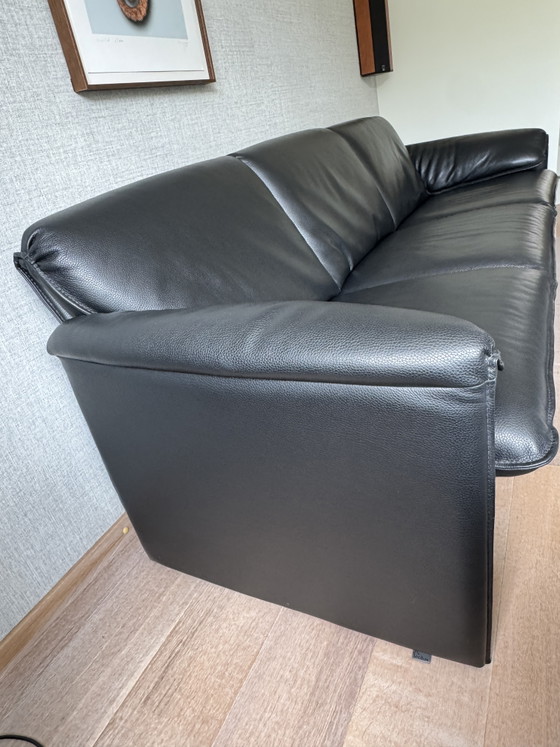 Leolux Bora Bora 3-Seater Sofa – Senso Black Leather – 3-5 seaters (photo 4 of 7)