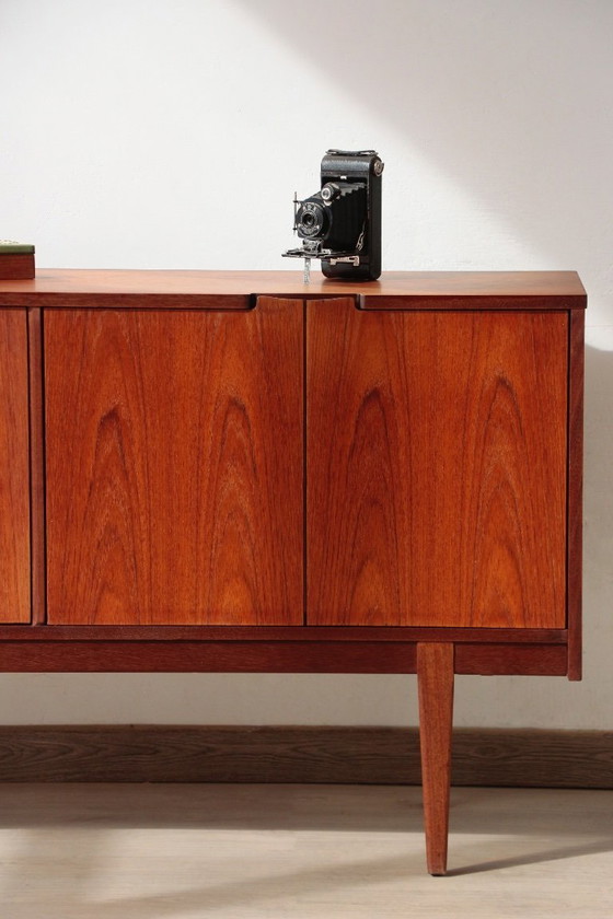 Image 1 of Nathan Teak-Sideboard (1960er Jahre) – Restauriertes englisches Design