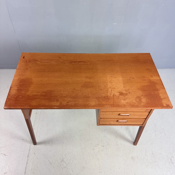 Image 1 of Vintage Deens ontwerp teak bureau