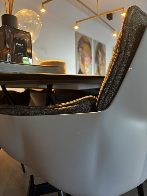 Image 1 of Rimadesio Manta + 6 B&B Italia Cáscara | Diseño italiano