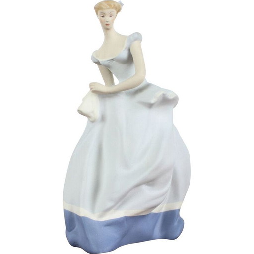 Vintage porcelain Royal Dux statue of a woman,1960